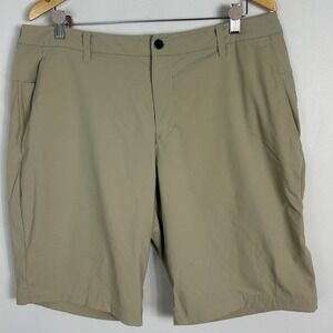 Lululemon Commission Golf Shorts 10" Trench Beige Mens Size 36 Minimalist Travel